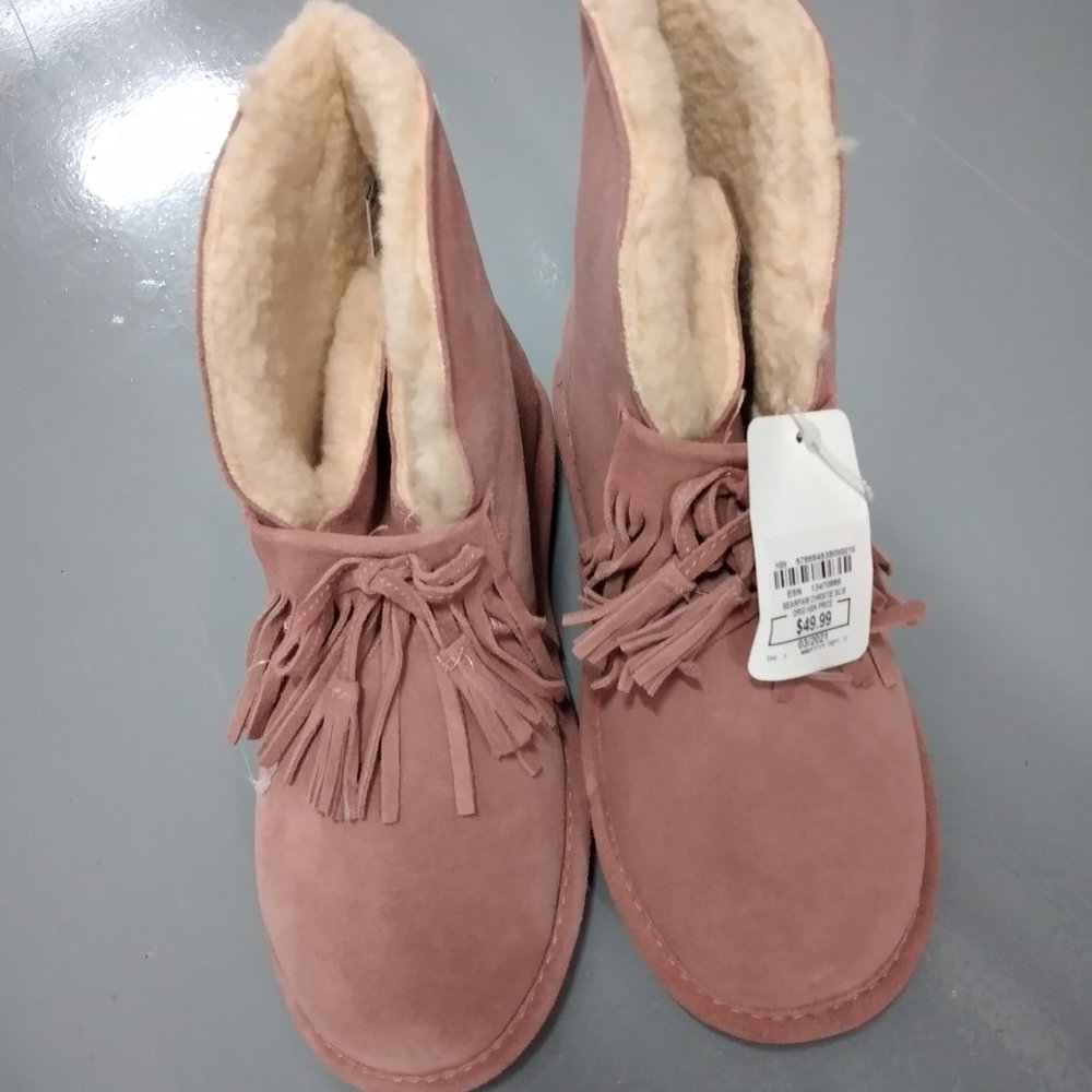 Pink Bearpaw Boots. BNWT. Never worn.